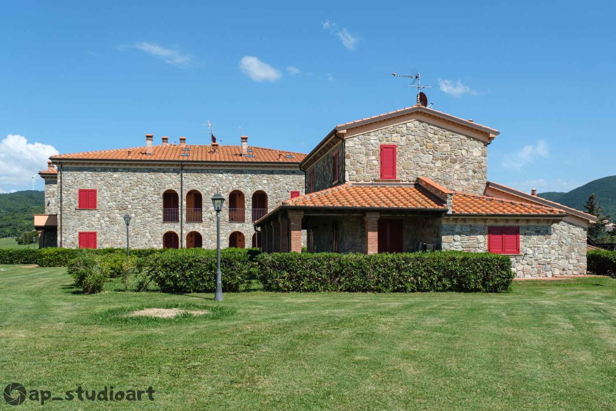 Il Poggio Della Pieve Apartments Санта Луче Екстериор снимка
