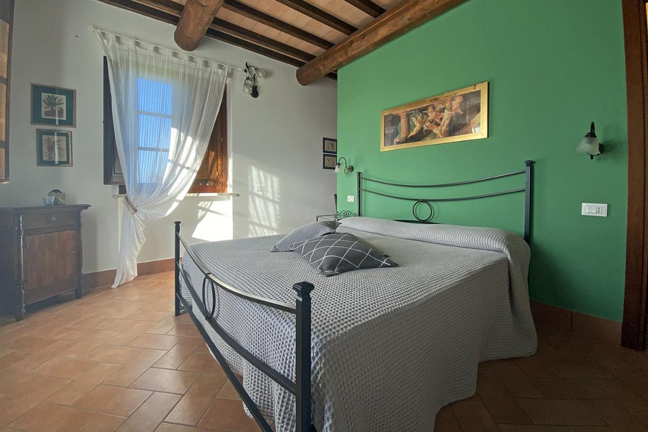 Il Poggio Della Pieve Apartments Санта Луче Екстериор снимка