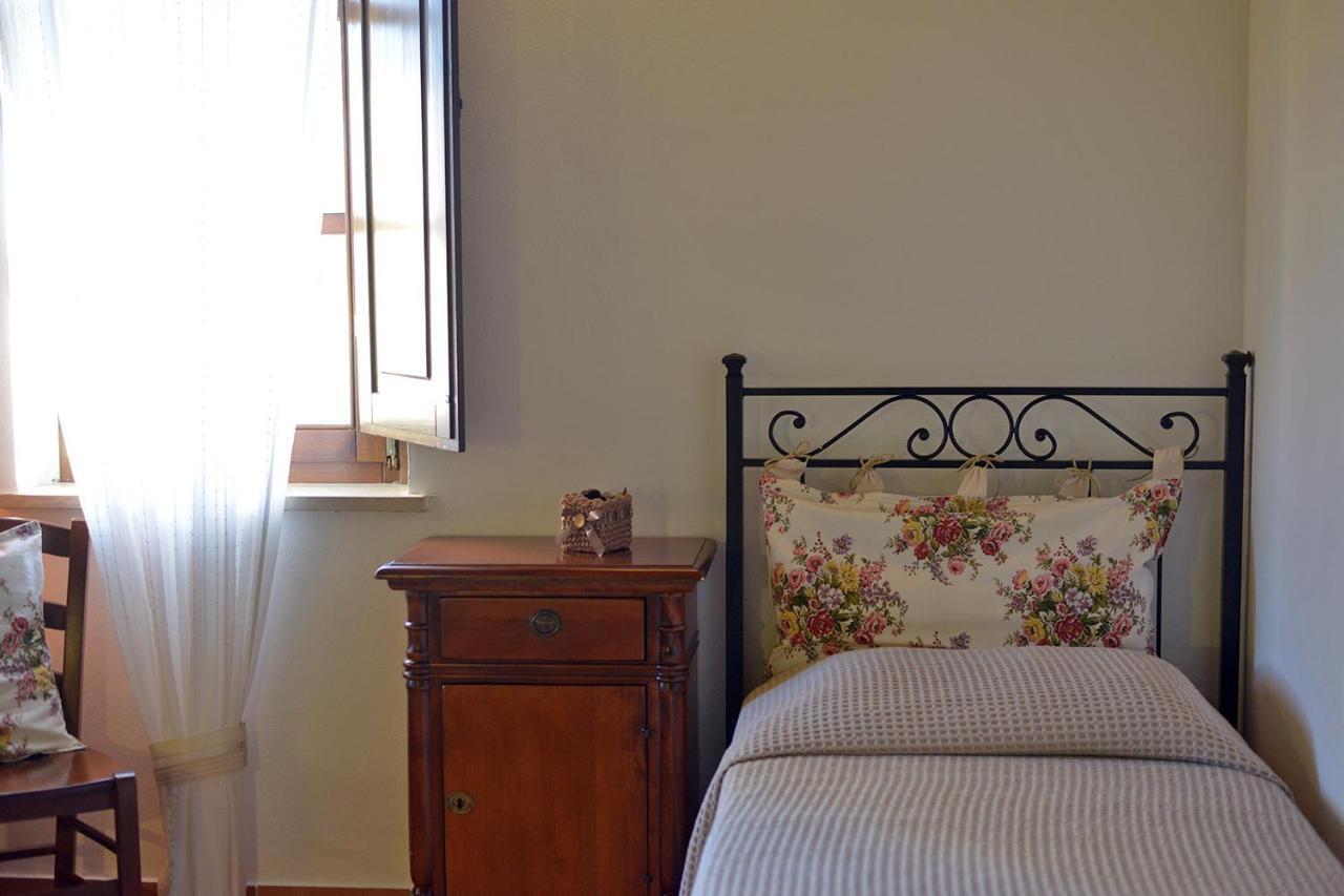 Il Poggio Della Pieve Apartments Санта Луче Екстериор снимка